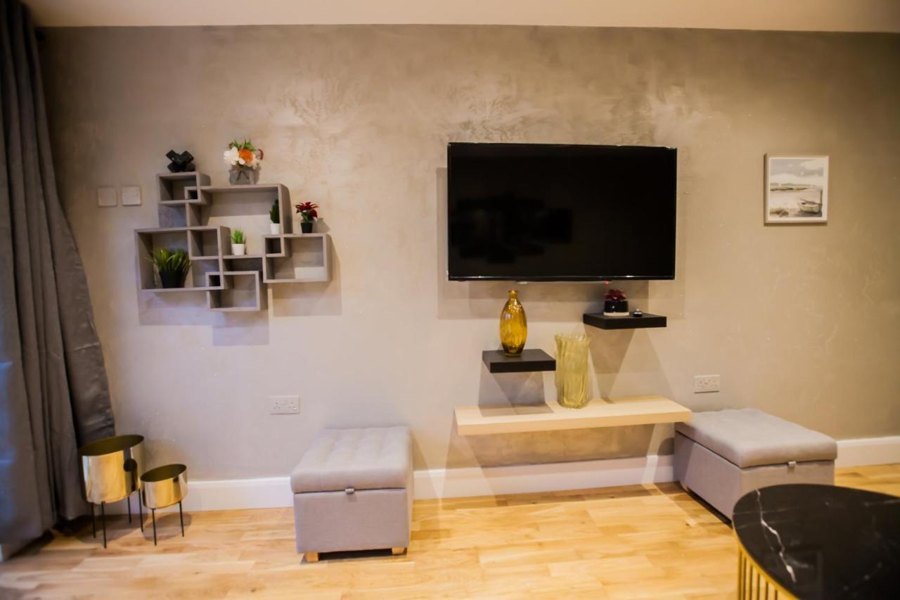 Luxury Fulham 3 Bedroom Garden House 런던 외부 사진