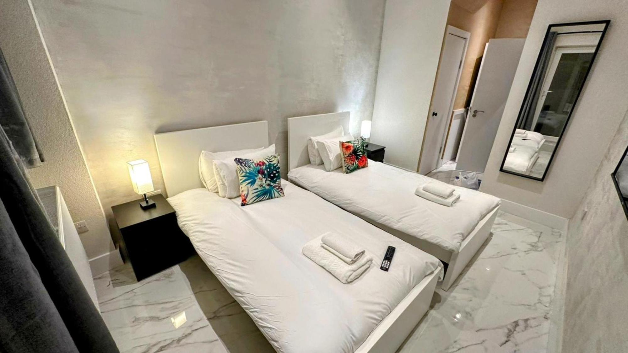 Luxury Fulham 3 Bedroom Garden House 런던 외부 사진